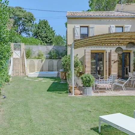 La Maison Du Boulodrome La Bruguière