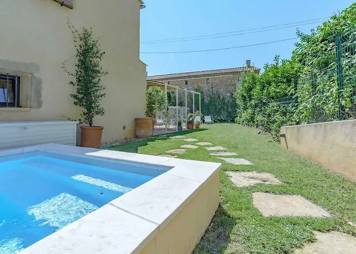 La Maison Du Boulodrome La Bruguière